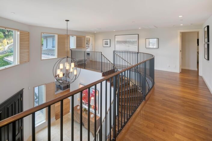 upstairs landing overlooking foyer