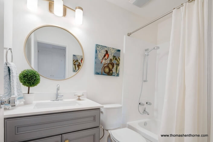 bathroom with shower tub combo