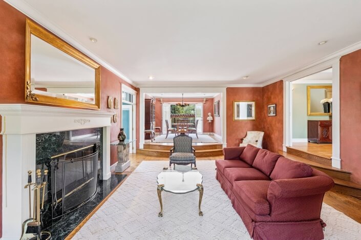 living room at 21 Bracken Court